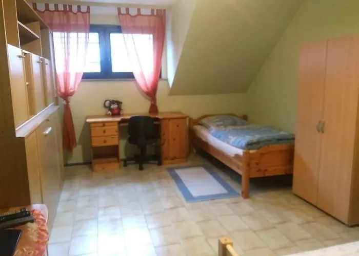 Bea's Monteurzimmer ゲストハウス Seckach