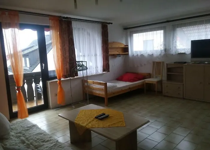 Bea's Monteurzimmer ゲストハウス